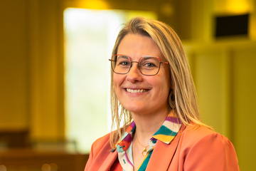 Eva Rombaut in de Provincieraadzaal