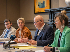 Gedeputeerden Kurt Moens, Joke Schauvliege, Dagmar Beernaert en David Coppens