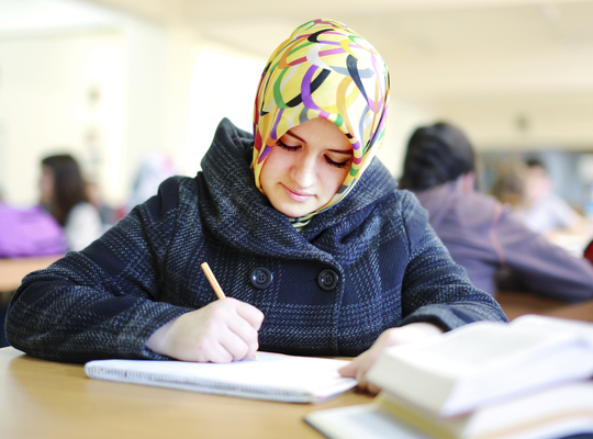 foto meisje met hoofddoek