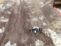 Werken op de site van het nieuwe trainingscomplex Werken op de site van het nieuwe trainingscomplex